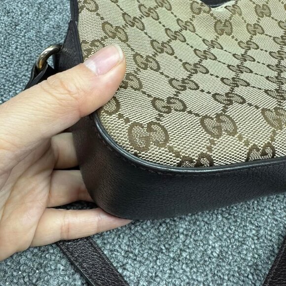 GUCCI Webby Bee Brown Cloth Shoulder Bag 670-040125 - Picture 11 of 15